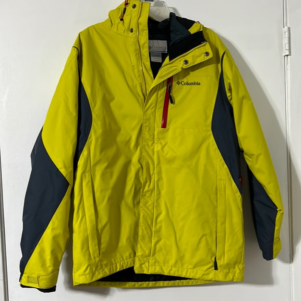 NWOT Columbia Jacket in excellent condition